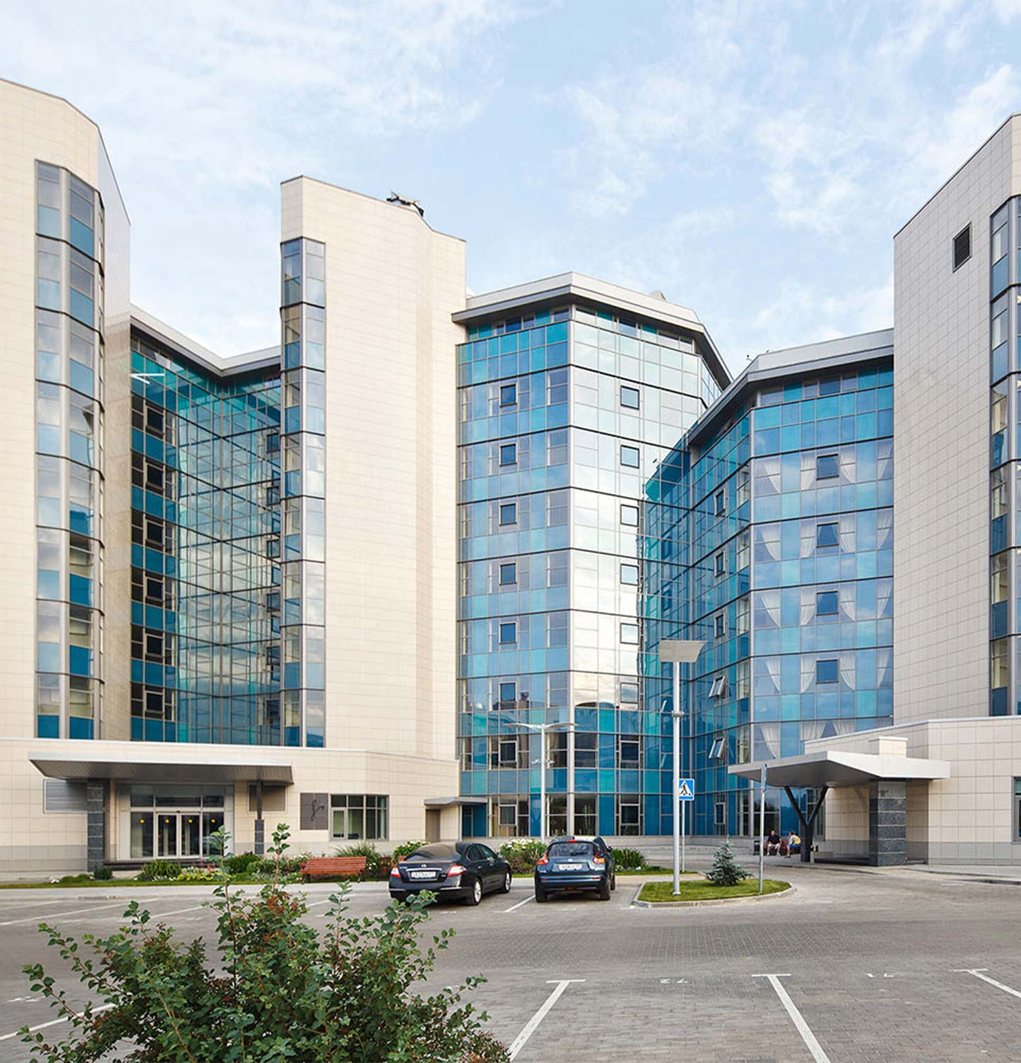 SkyPoint Hotel 3*